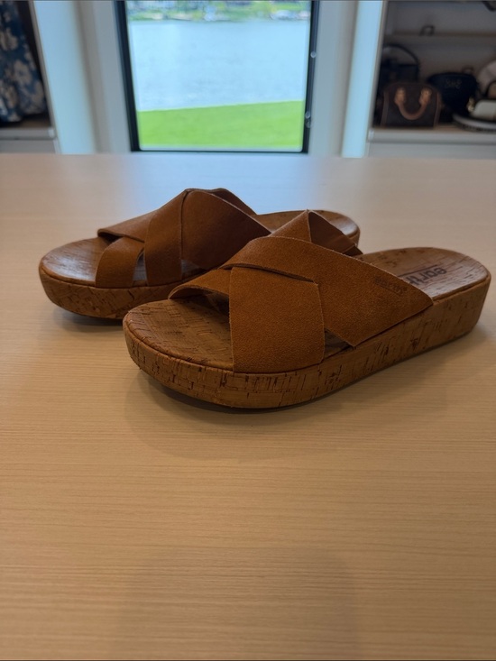 Earth Shoes - Earth Tan Suede Crisscross Slide Sandals for Women